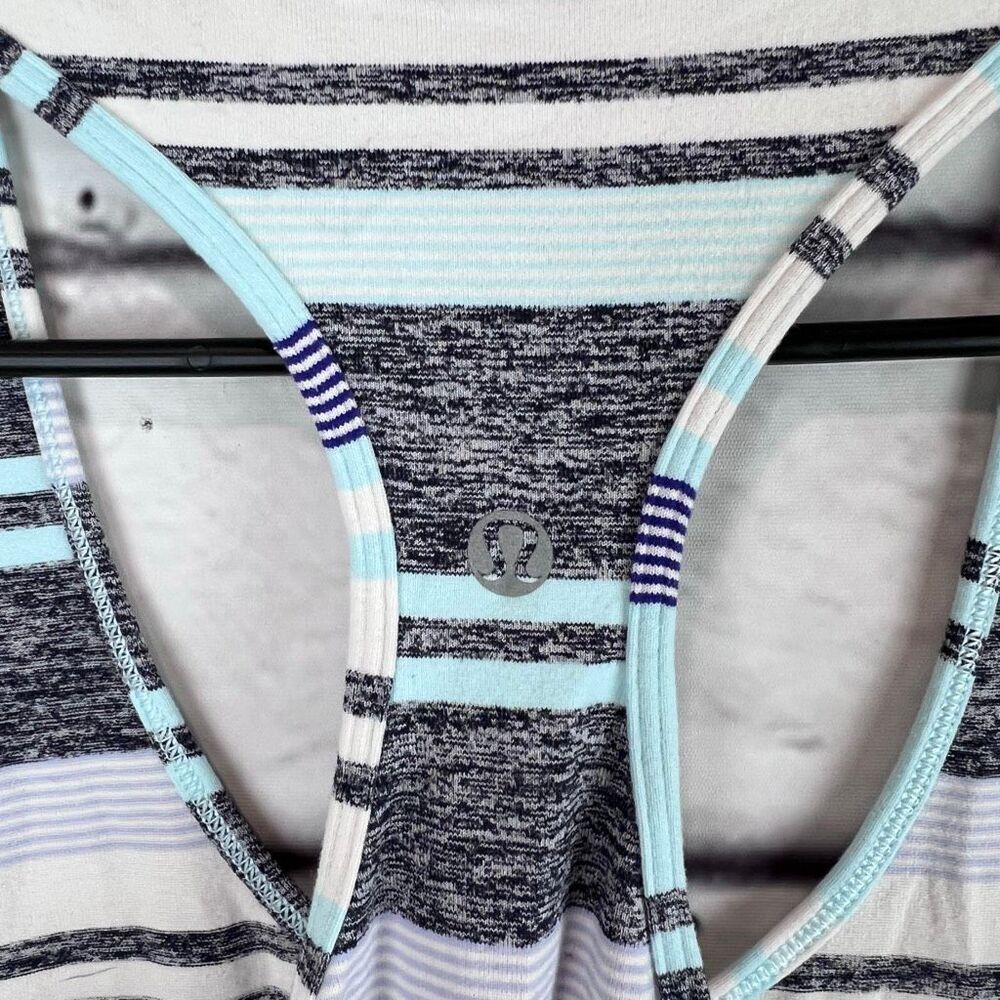 Lululemon Striped Racerback Tank Top Women’s Small‎ Athletic Workout Yoga - Picture 4 of 7